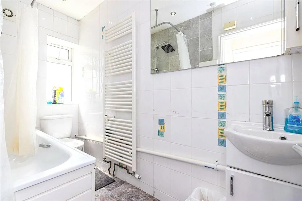 Church Rise, Chessington, KT9, photo 6