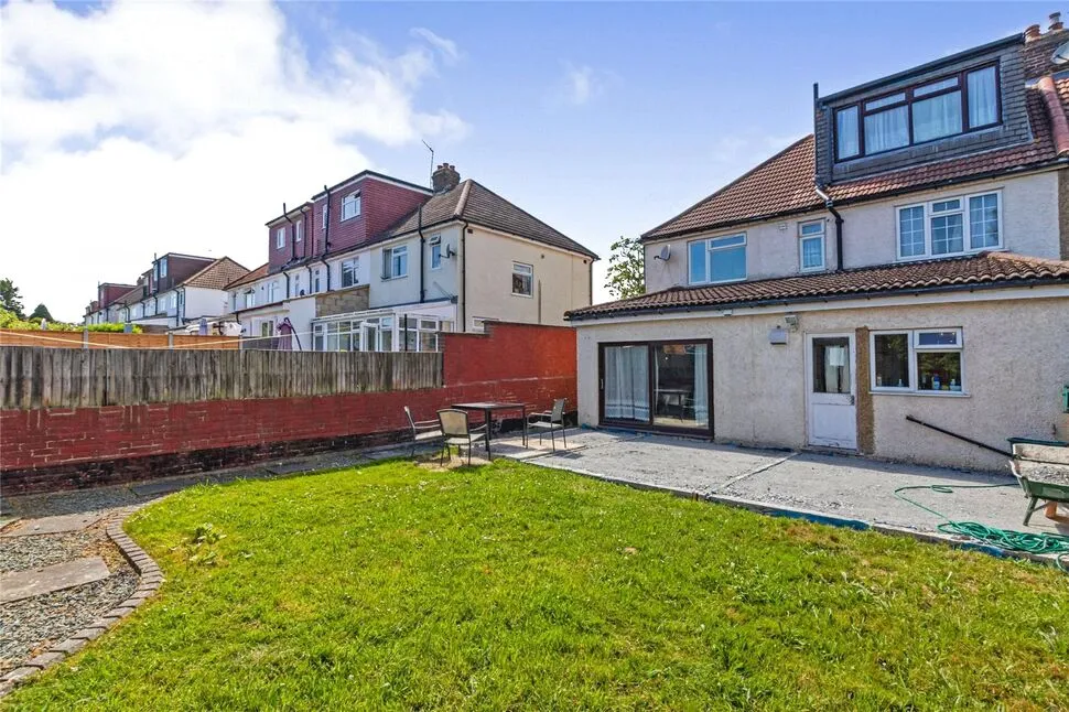 Church Rise, Chessington, KT9, photo 7