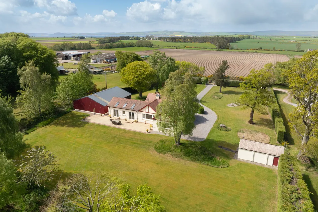 Windywhins, Gollanfield, IV2 7QP, photo 35