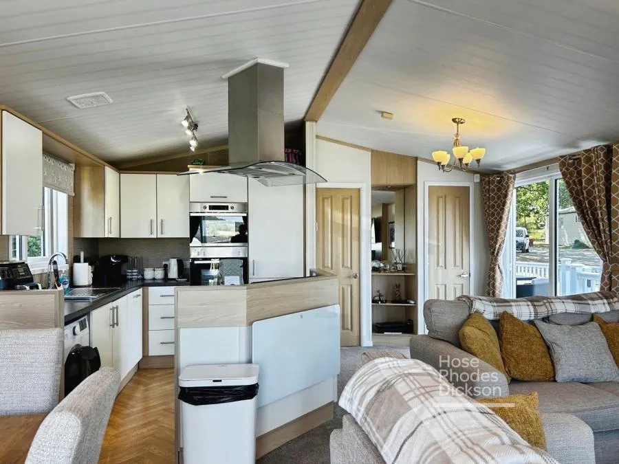 Thorness Lane, Cowes, PO31, photo 5
