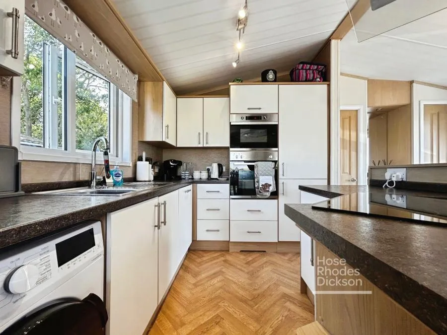 Thorness Lane, Cowes, PO31, photo 8