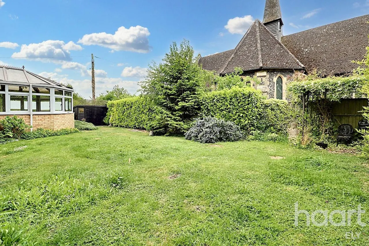 Padnal Bank, Prickwillow, CB7, photo 19