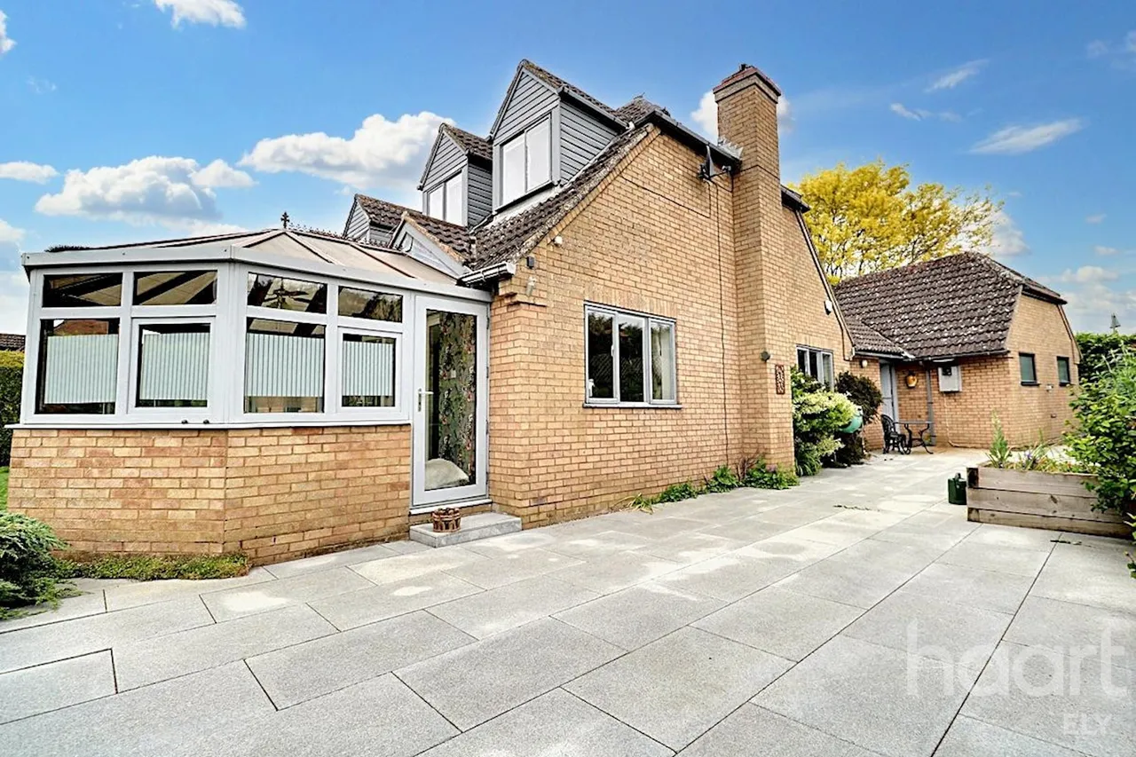 Padnal Bank, Prickwillow, CB7, photo 20