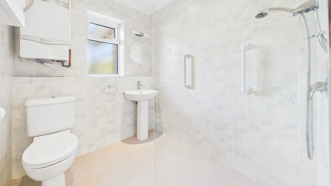 Fulbridge Road, Werrington, photo 17