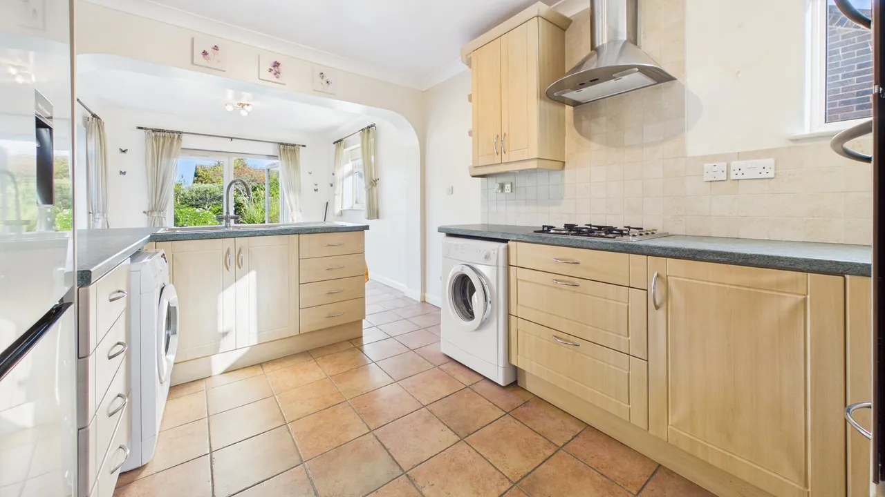 Fulbridge Road, Werrington, photo 5