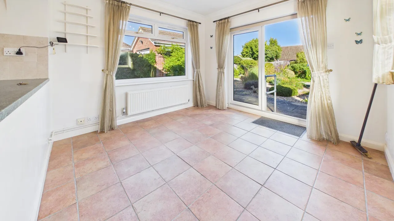 Fulbridge Road, Werrington, photo 4