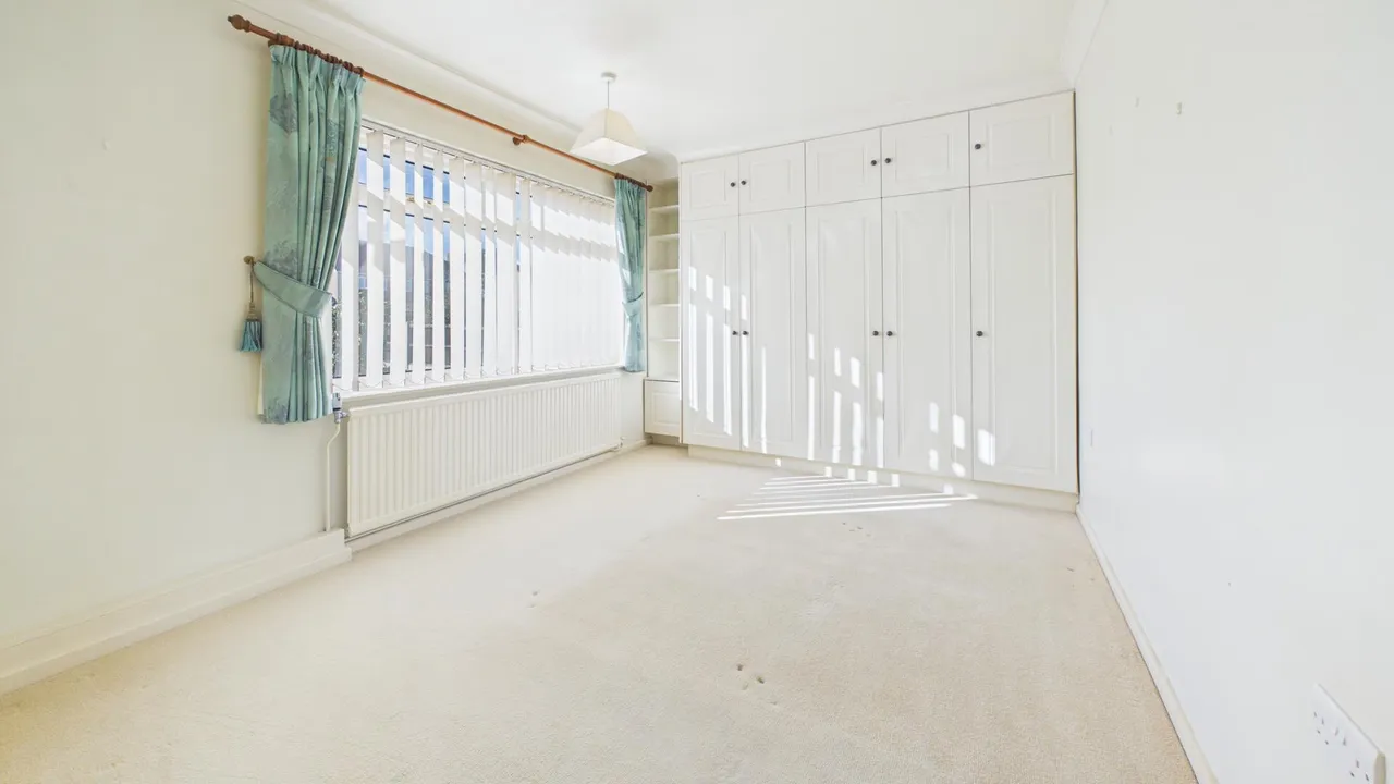 Fulbridge Road, Werrington, photo 12