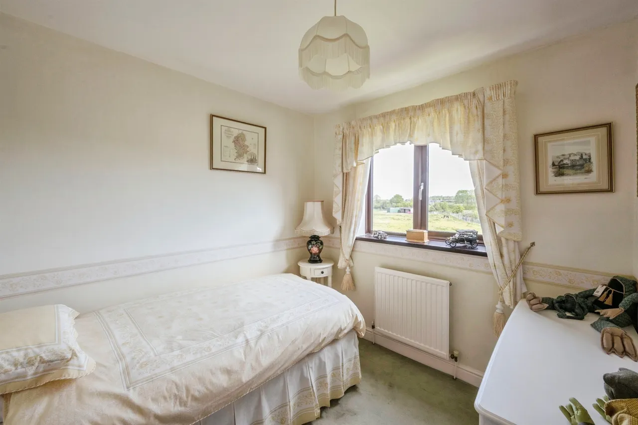 Briar Court, Harworth, DONCASTER, photo 12