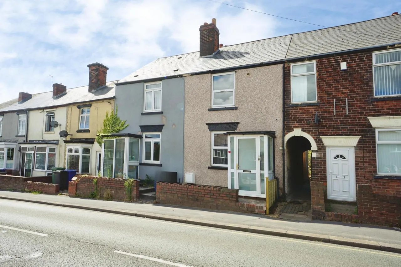Clarence Street, Upper Gornal, DY3, photo 5