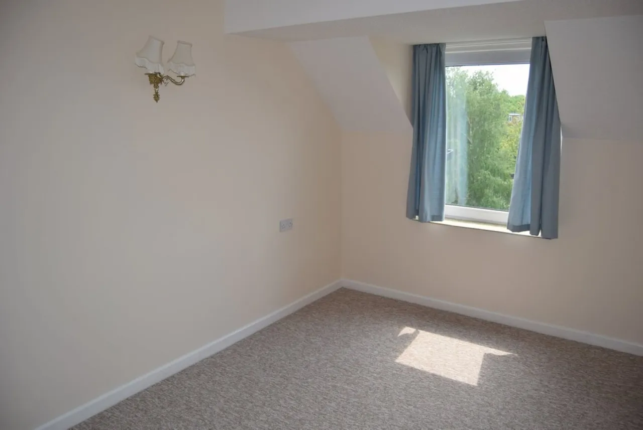 Ashley Cross, BH14, photo 5