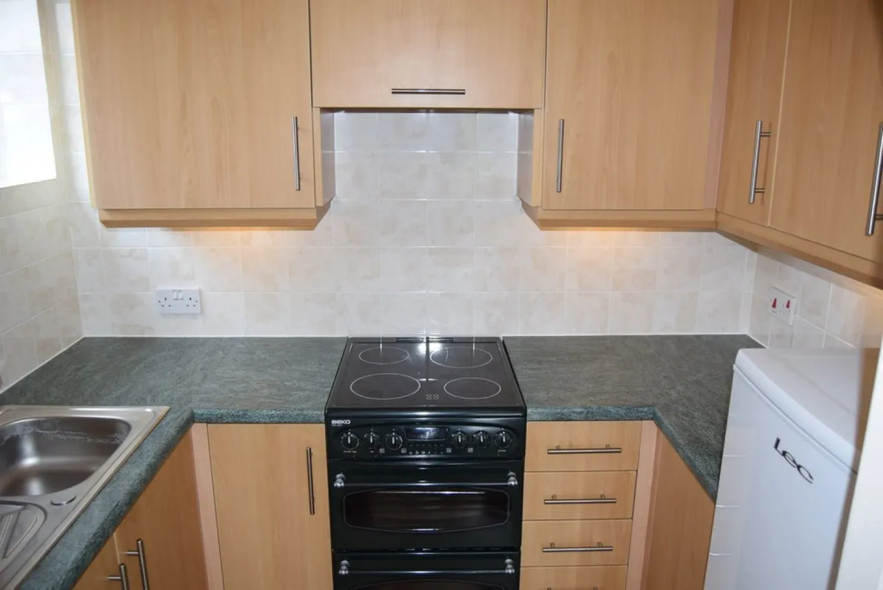 Ashley Cross, BH14, photo 4