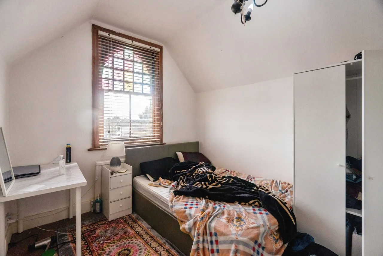 Coventry Road, Ilford, IG1, photo 8