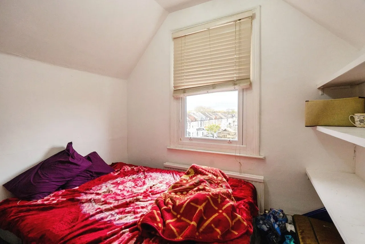 Coventry Road, Ilford, IG1, photo 11