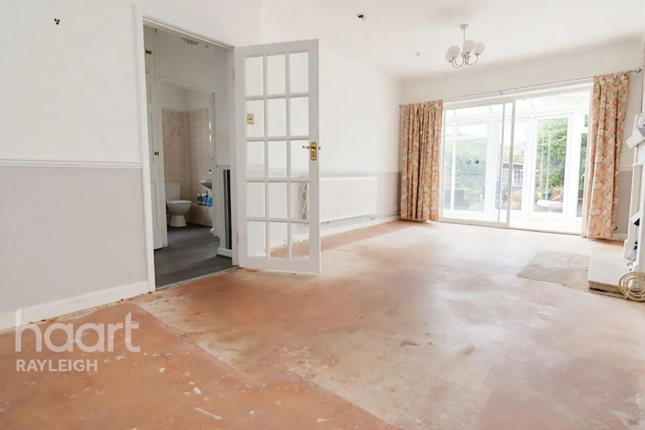 Mountdale Gardens, Leigh-on-Sea, SS9, photo 5