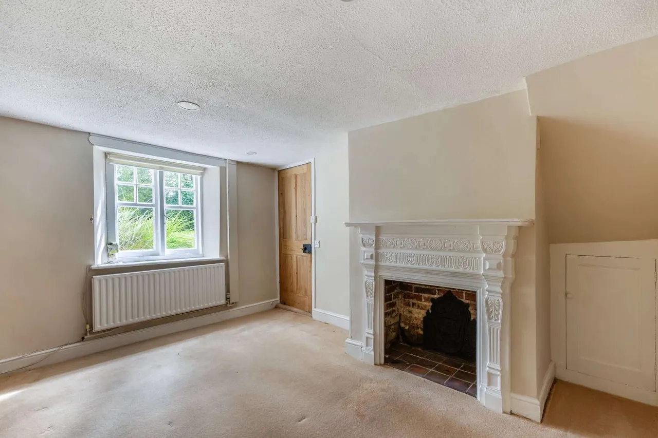 Lindford Road, Lindford, GU35, photo 8