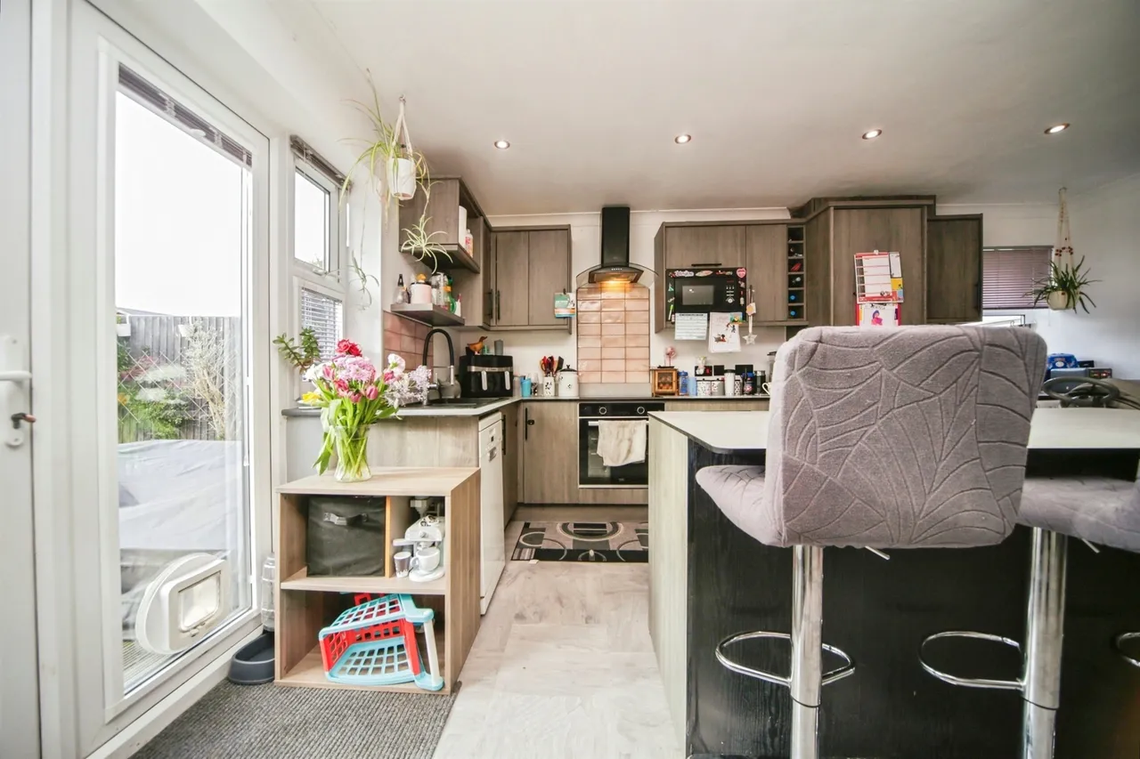 Sandbanks Court, SAXMUNDHAM, photo 6