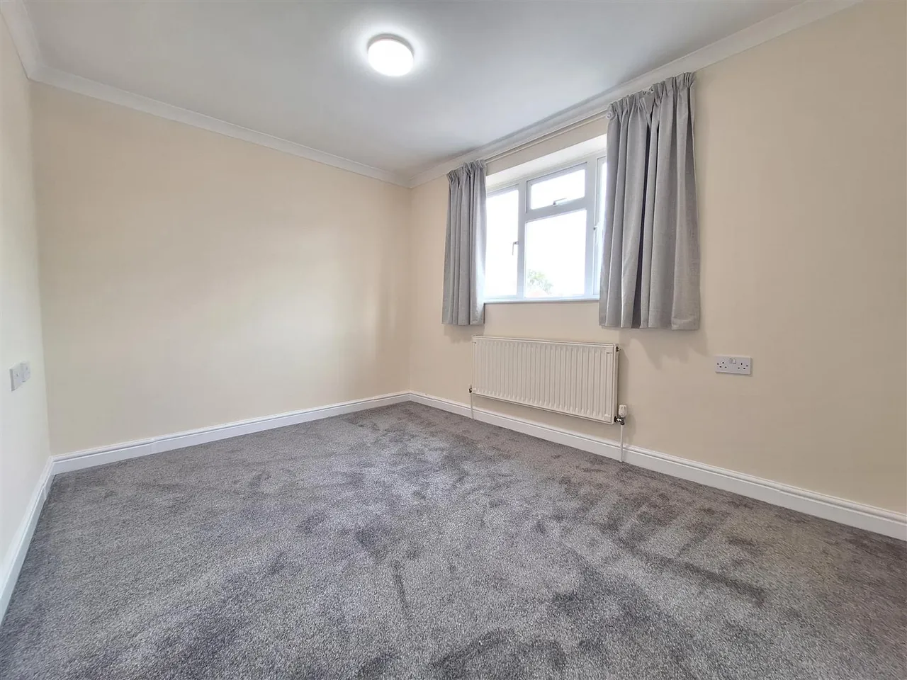 Newbery Close, Tilehurst, RG31, photo 10