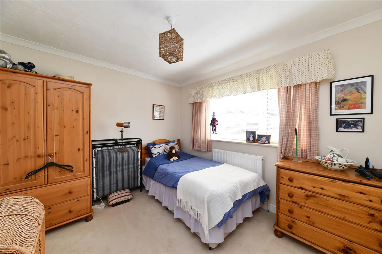 Whitney Drive, Stevenage, Herts, SG1 4BJ, photo 9