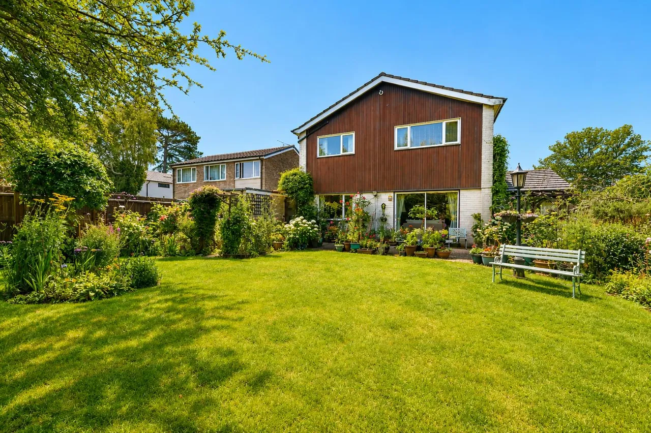 Whitney Drive, Stevenage, Herts, SG1 4BJ, photo 13