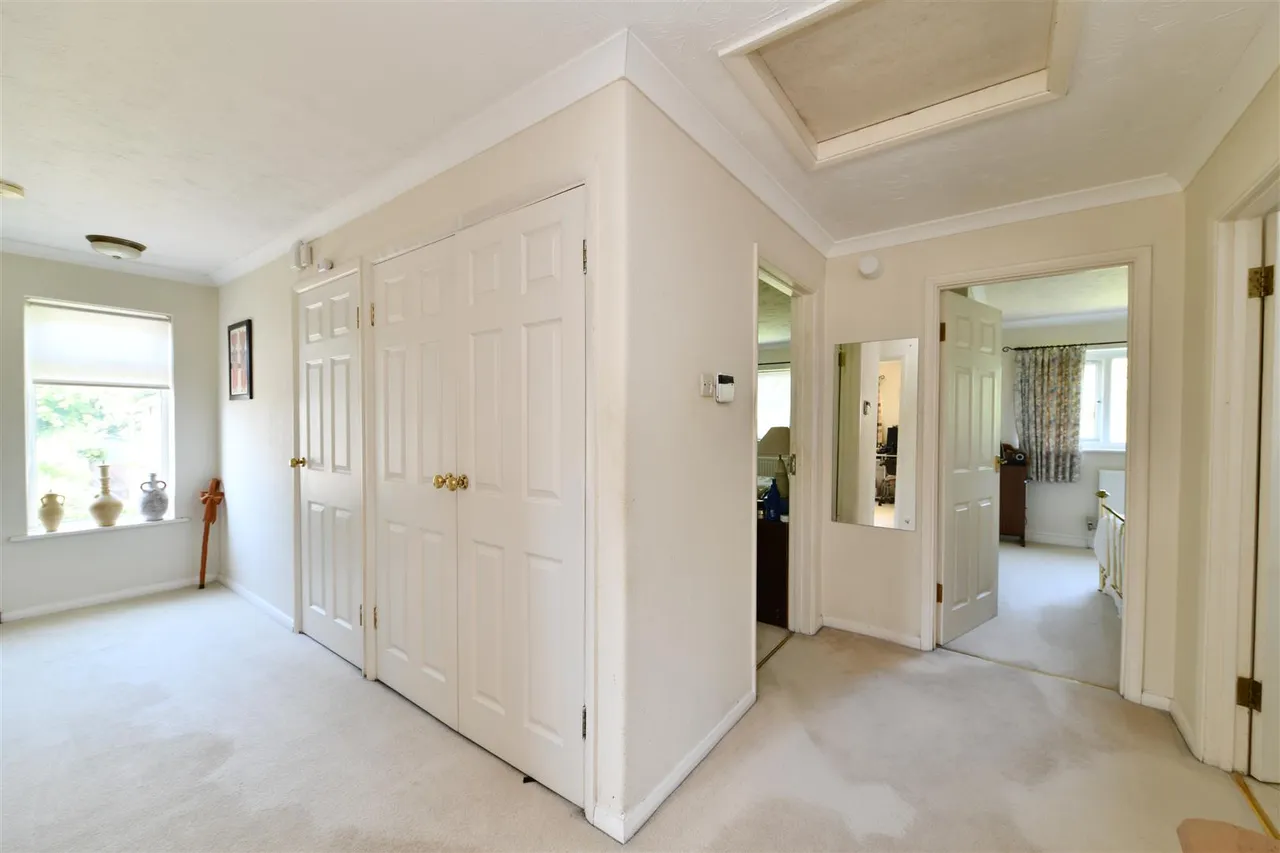 Whitney Drive, Stevenage, Herts, SG1 4BJ, photo 24
