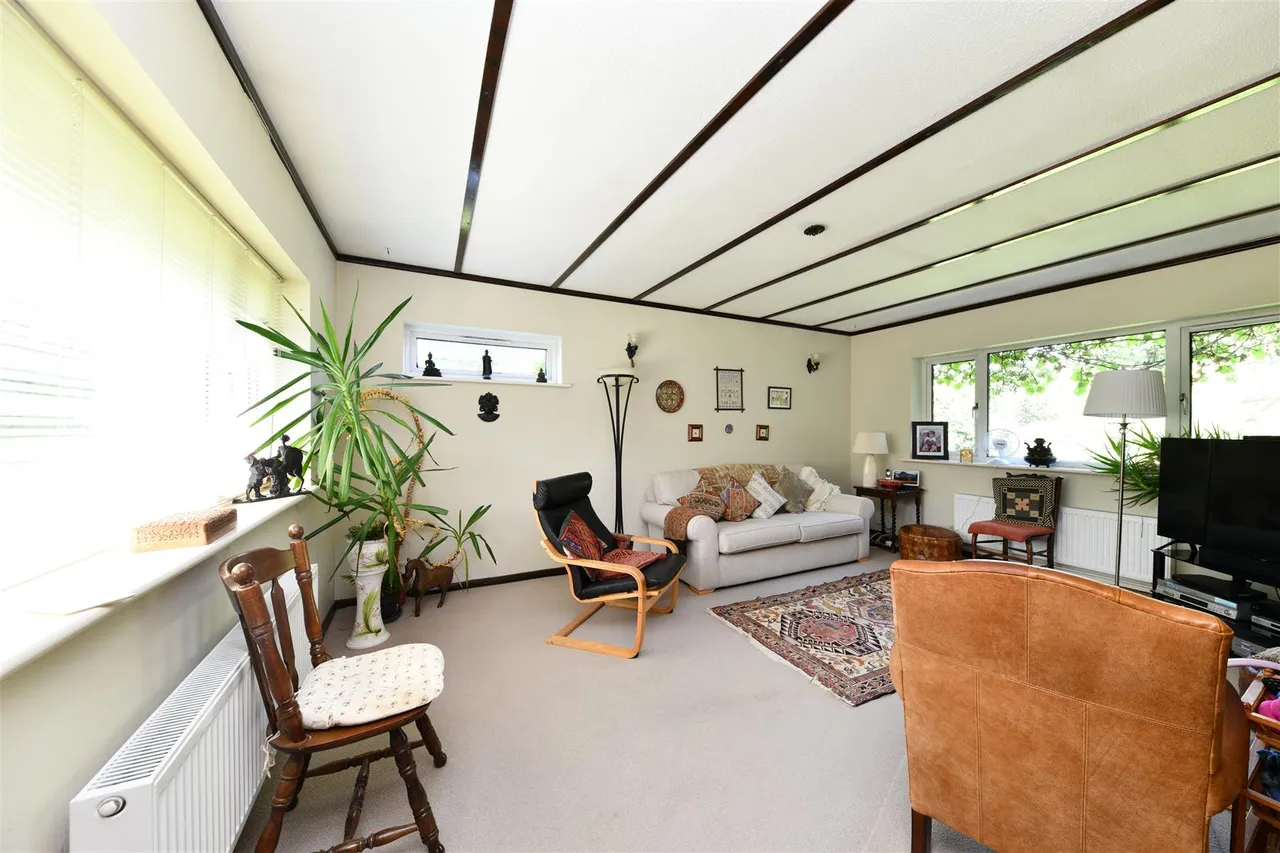 Whitney Drive, Stevenage, Herts, SG1 4BJ, photo 4