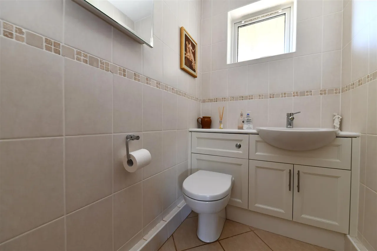 Whitney Drive, Stevenage, Herts, SG1 4BJ, photo 16