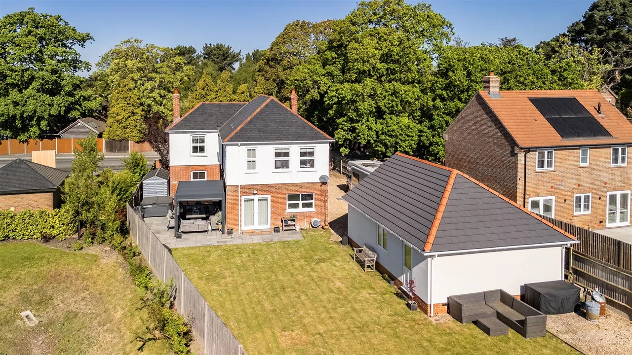 Brook Lane, Warsash, photo 24