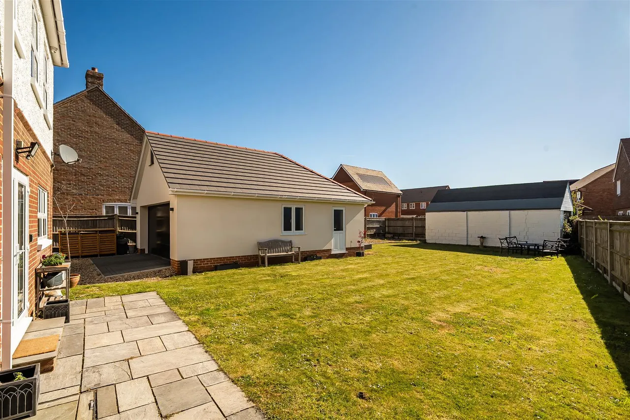 Brook Lane, Warsash, photo 22