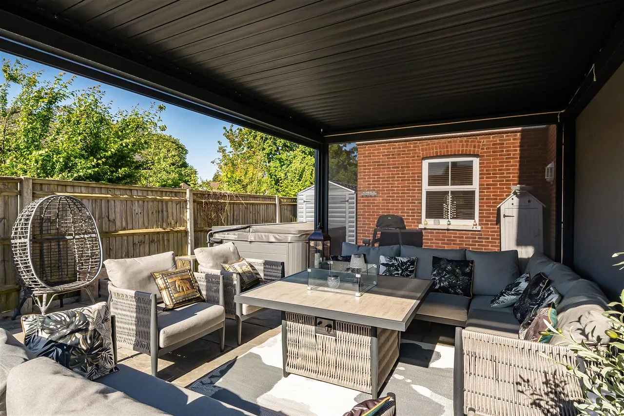 Brook Lane, Warsash, photo 21