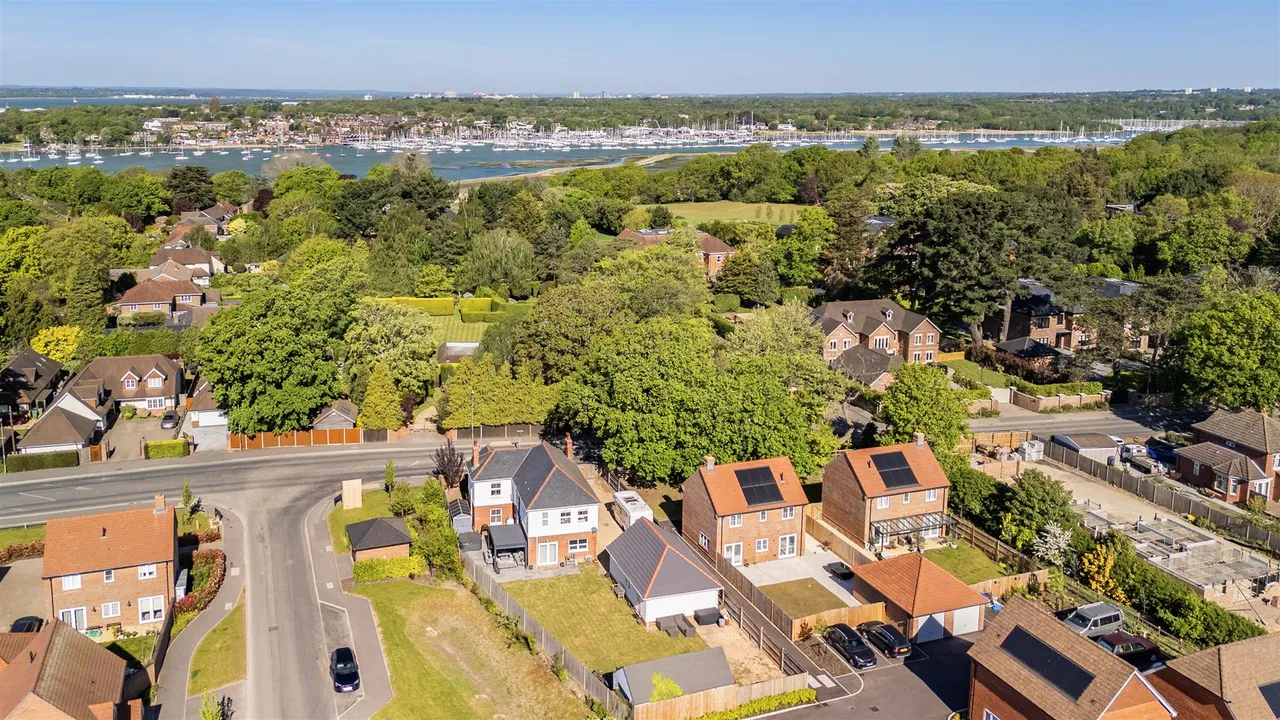 Brook Lane, Warsash, photo 6