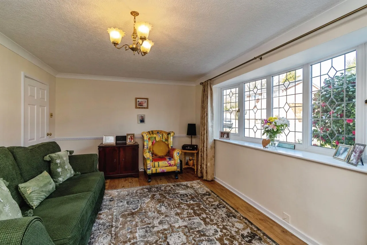 Columbian Drive, Cannock, photo 5
