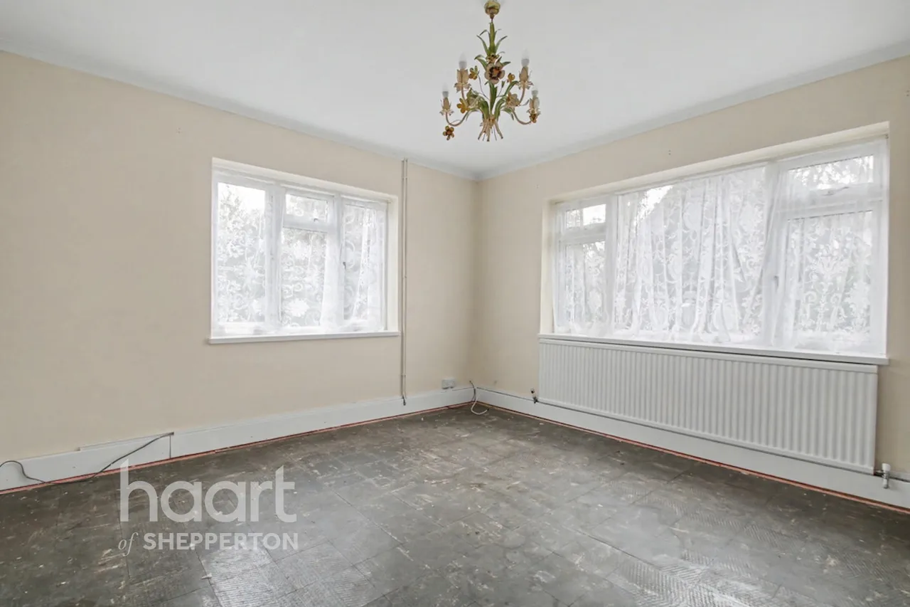 Squires Bridge Road, Shepperton, TW17, photo 4