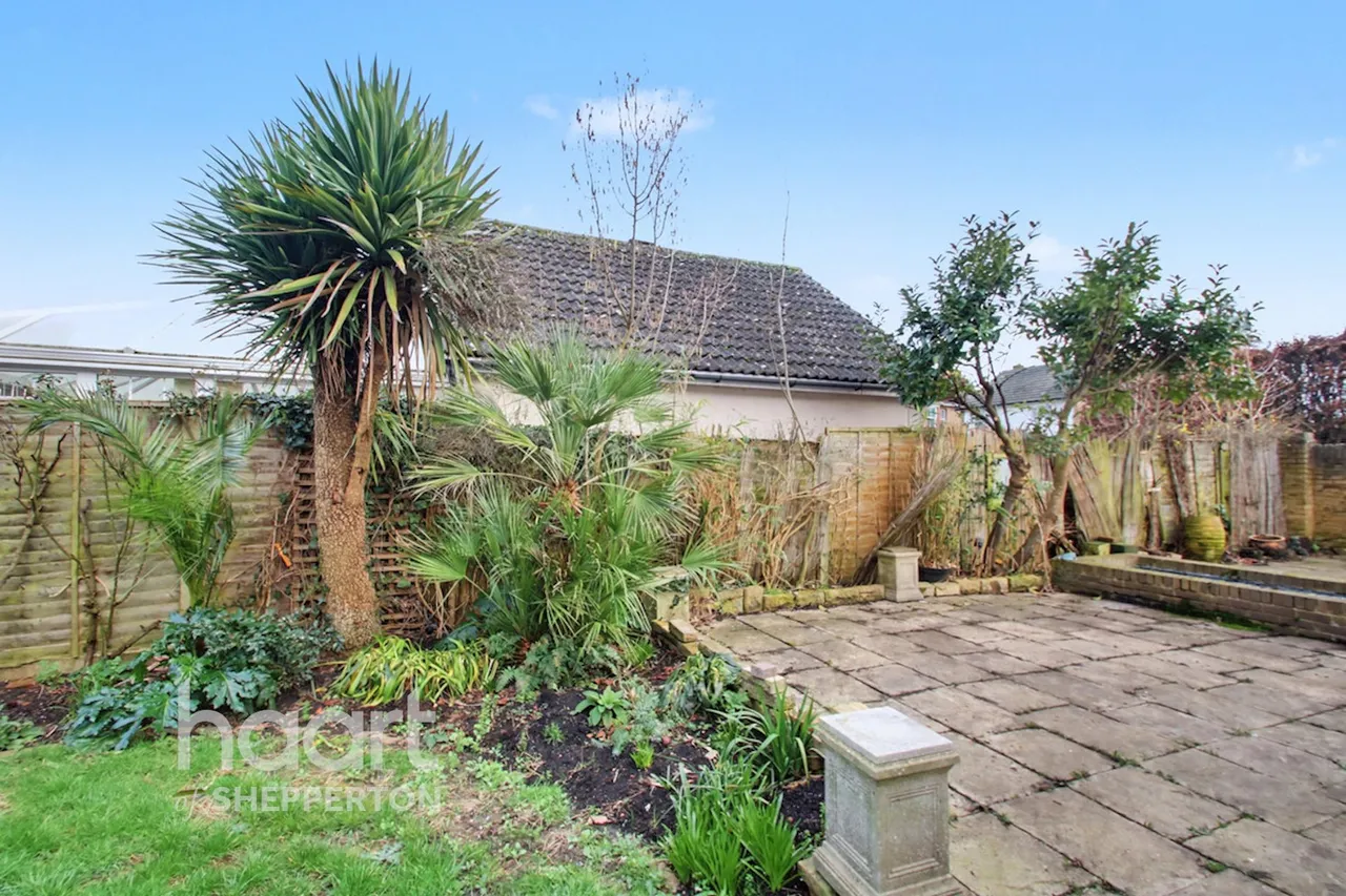 Squires Bridge Road, Shepperton, TW17, photo 14