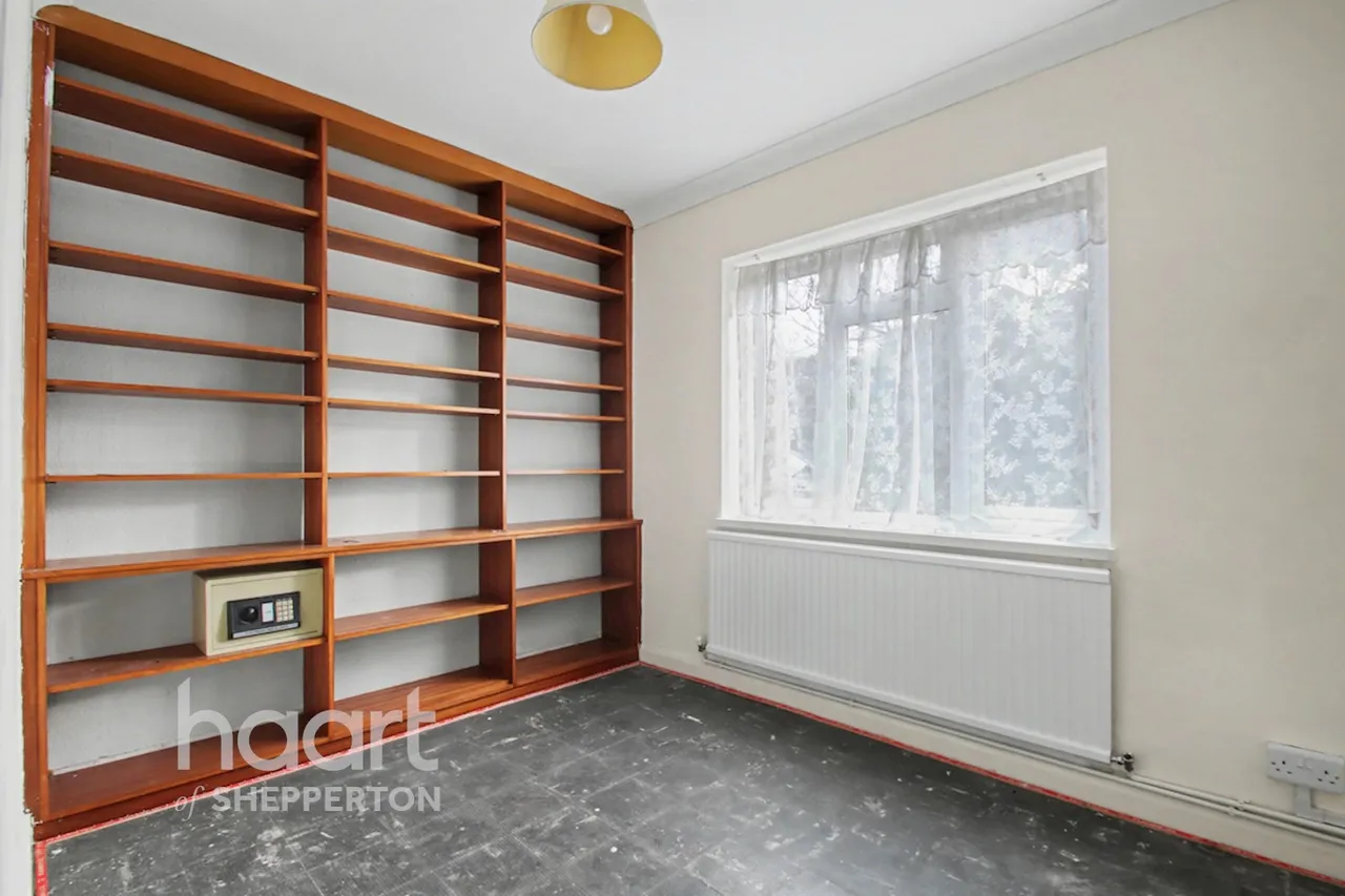 Squires Bridge Road, Shepperton, TW17, photo 6