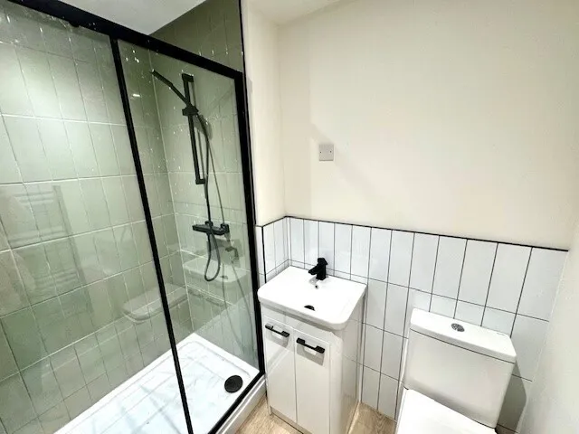 2 bed flat to rent, Doncaster Road, S70