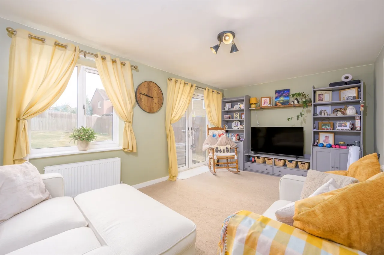 Harrington Road, Kettering, NN14, photo 5