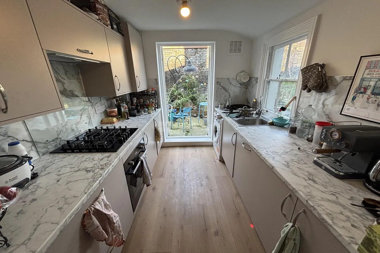 Henshaw Street, SE17, photo 5