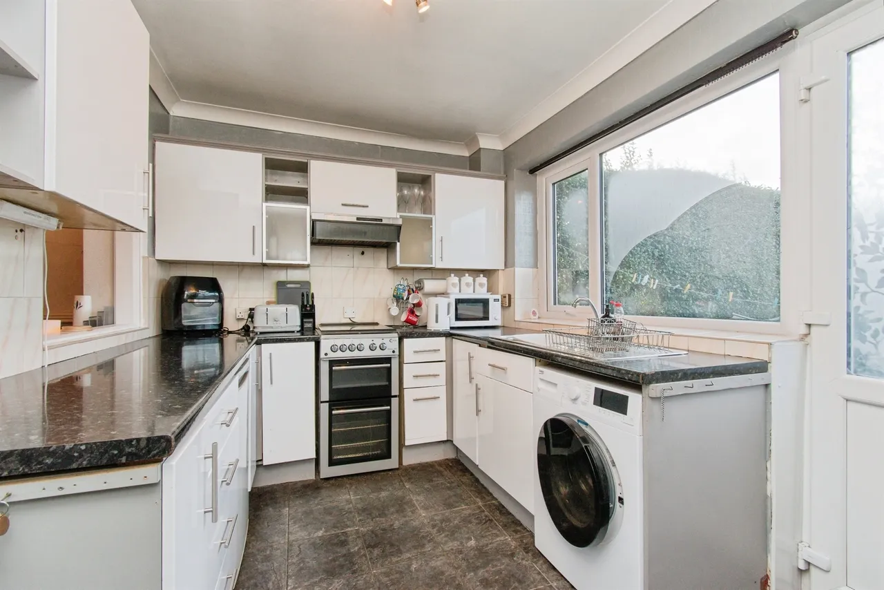 Redhill Drive, Castleford, photo 3