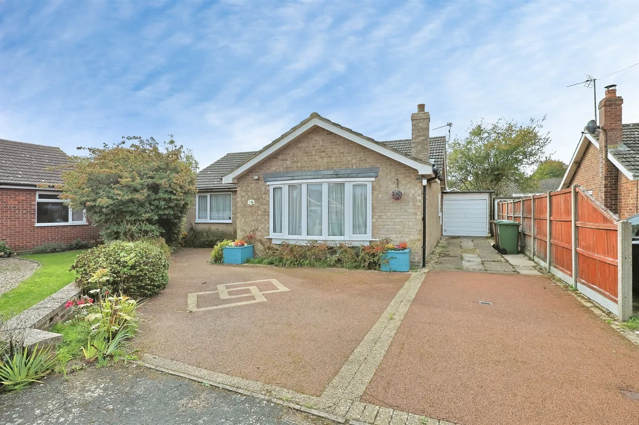 3 bed house for sale, Cherry Tree Close, Mattishall, NR20