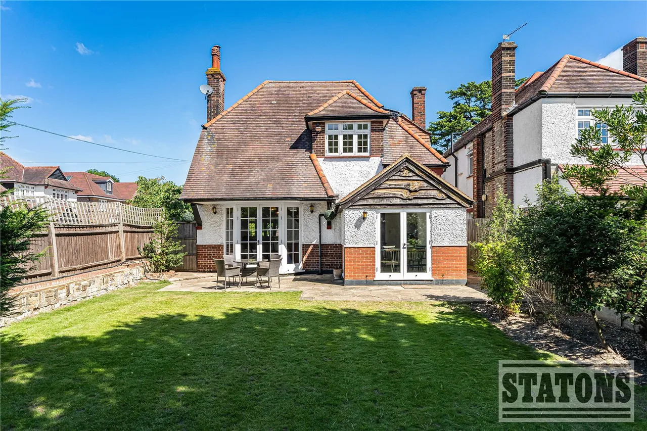 The Close, London, N14 6DP, photo 24