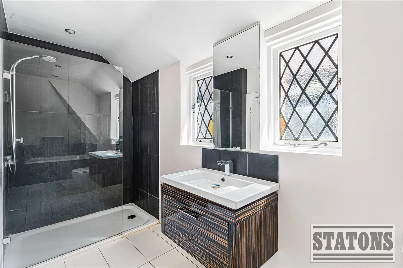 The Close, London, N14 6DP, photo 20