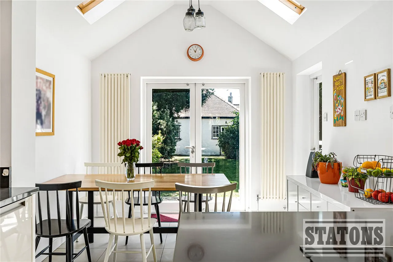 The Close, London, N14 6DP, photo 5