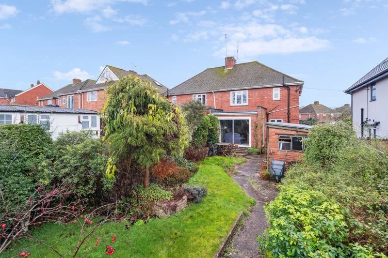 Chalklands, Bourne End SL8 5TH, photo 12