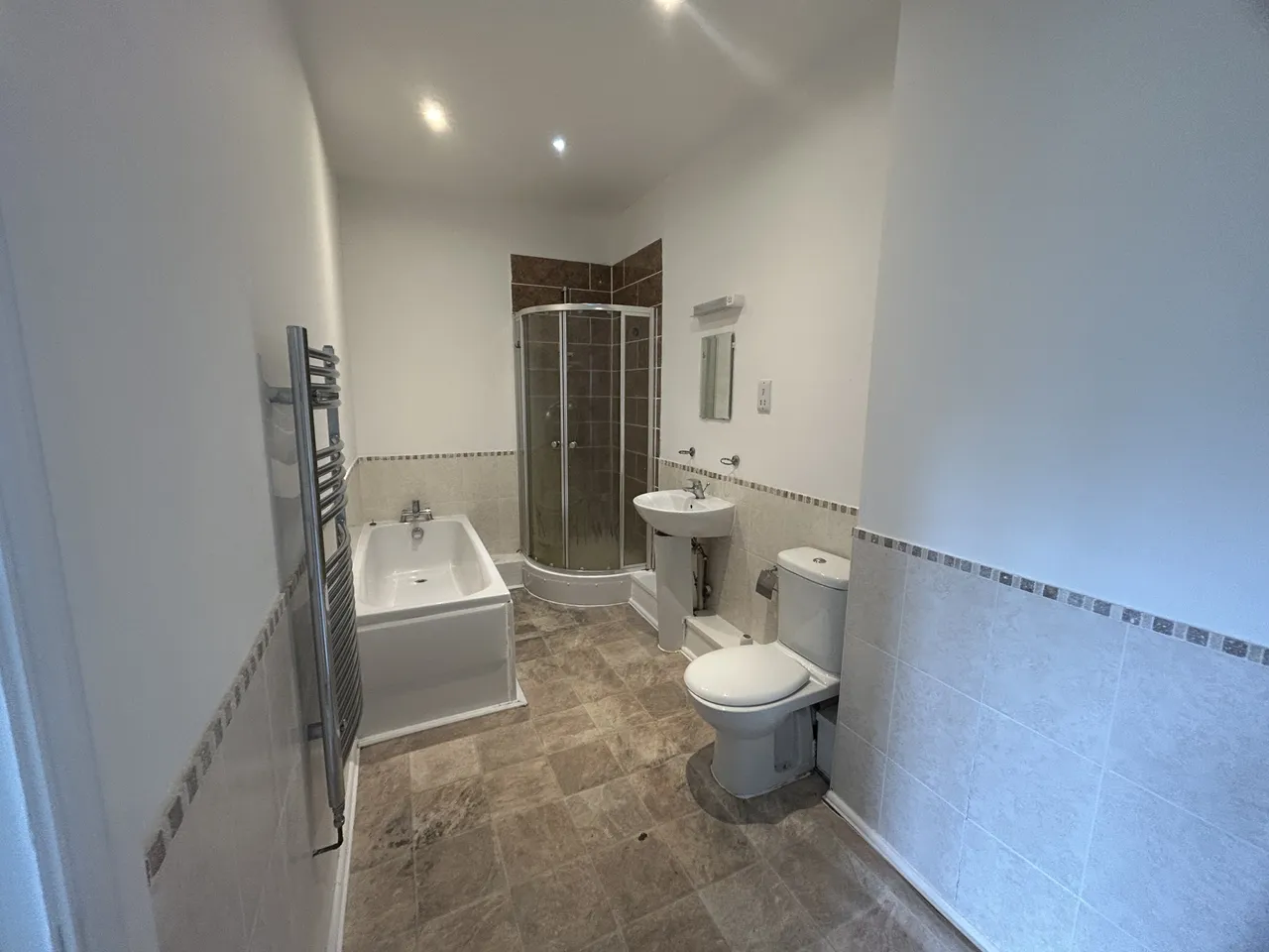Strathalyn, Wrexham, LL12, photo 7