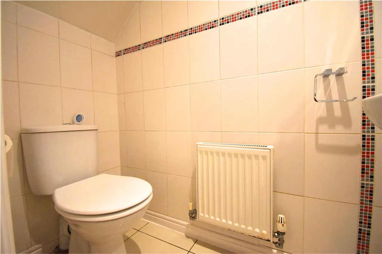 Haskins Gardens, Farnborough, Hampshire, GU14 9FQ, photo 10