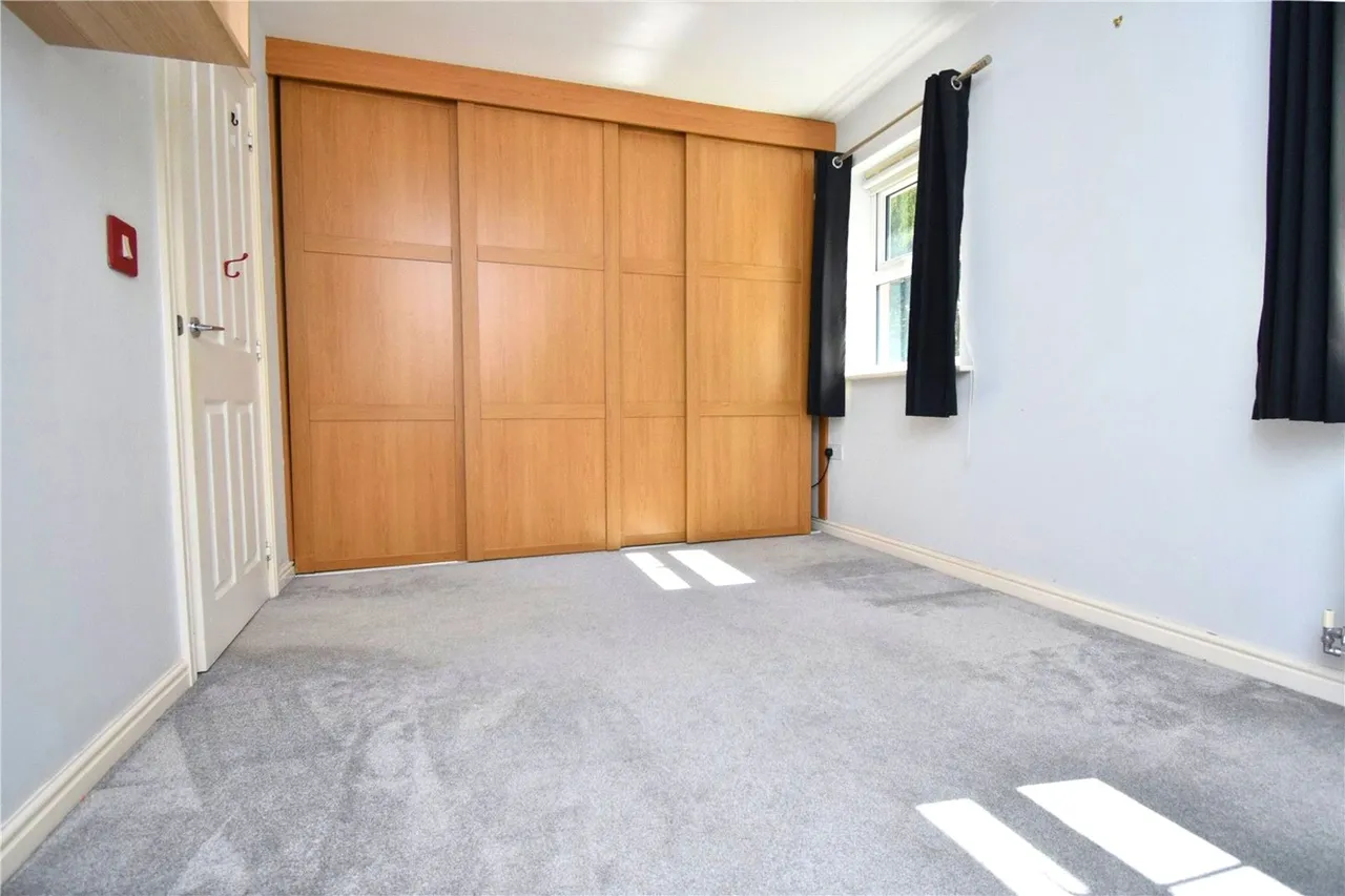 Haskins Gardens, Farnborough, Hampshire, GU14 9FQ, photo 12