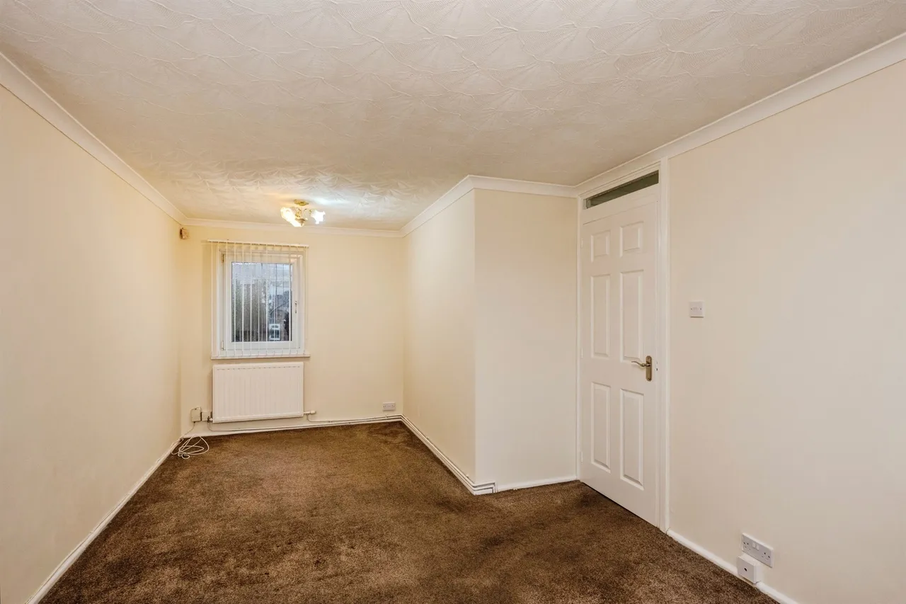 Llys-Uchaf Swansea, SA7, photo 9