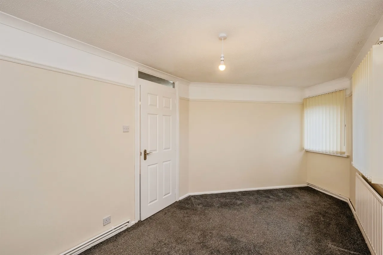 Llys-Uchaf Swansea, SA7, photo 6
