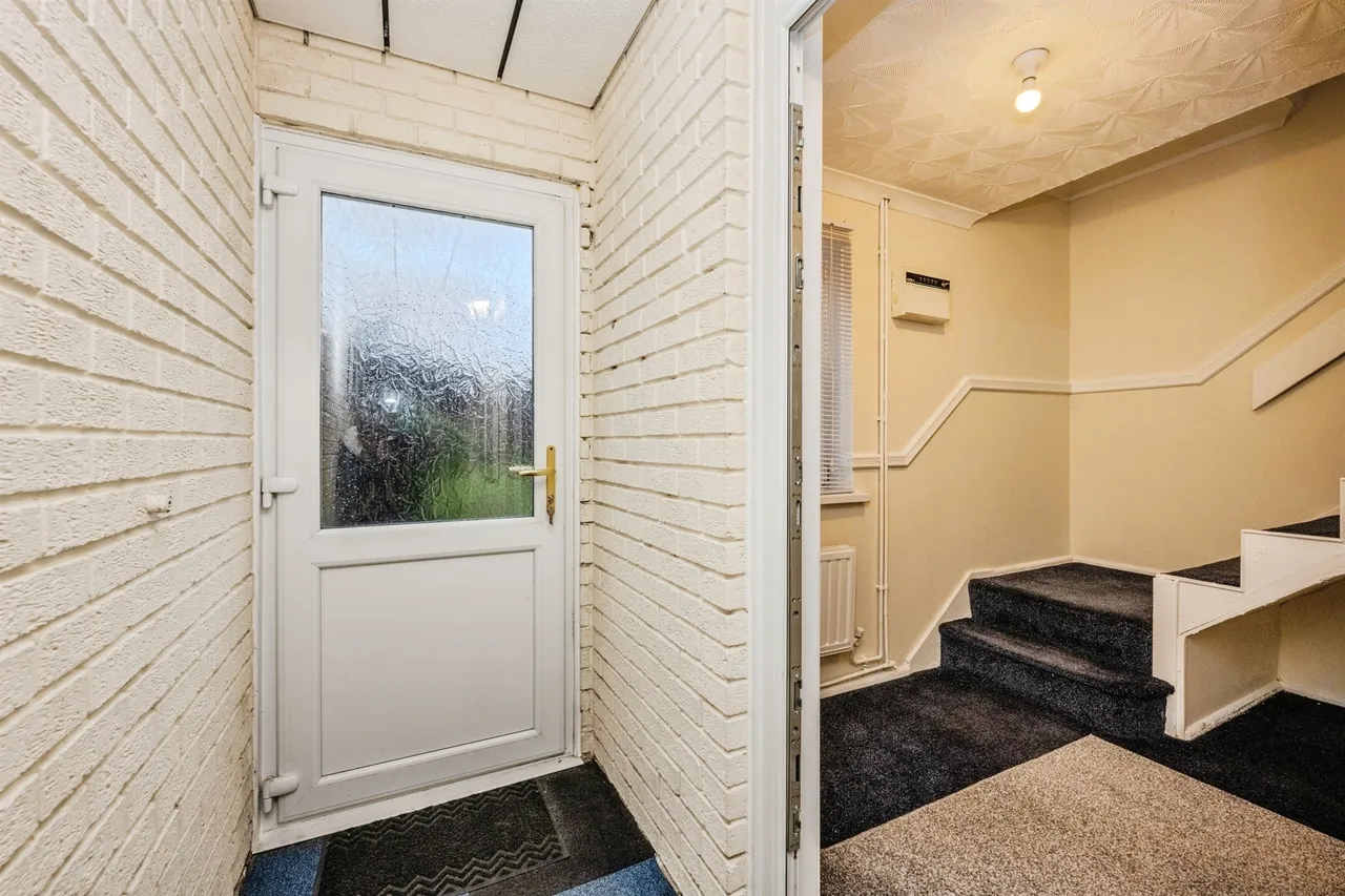 Llys-Uchaf Swansea, SA7, photo 13