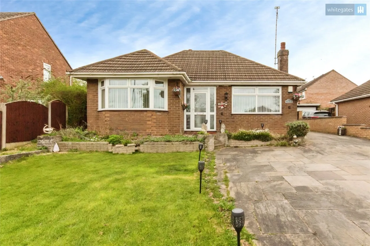 2 bed house for sale, West Street, Crewe, CW2